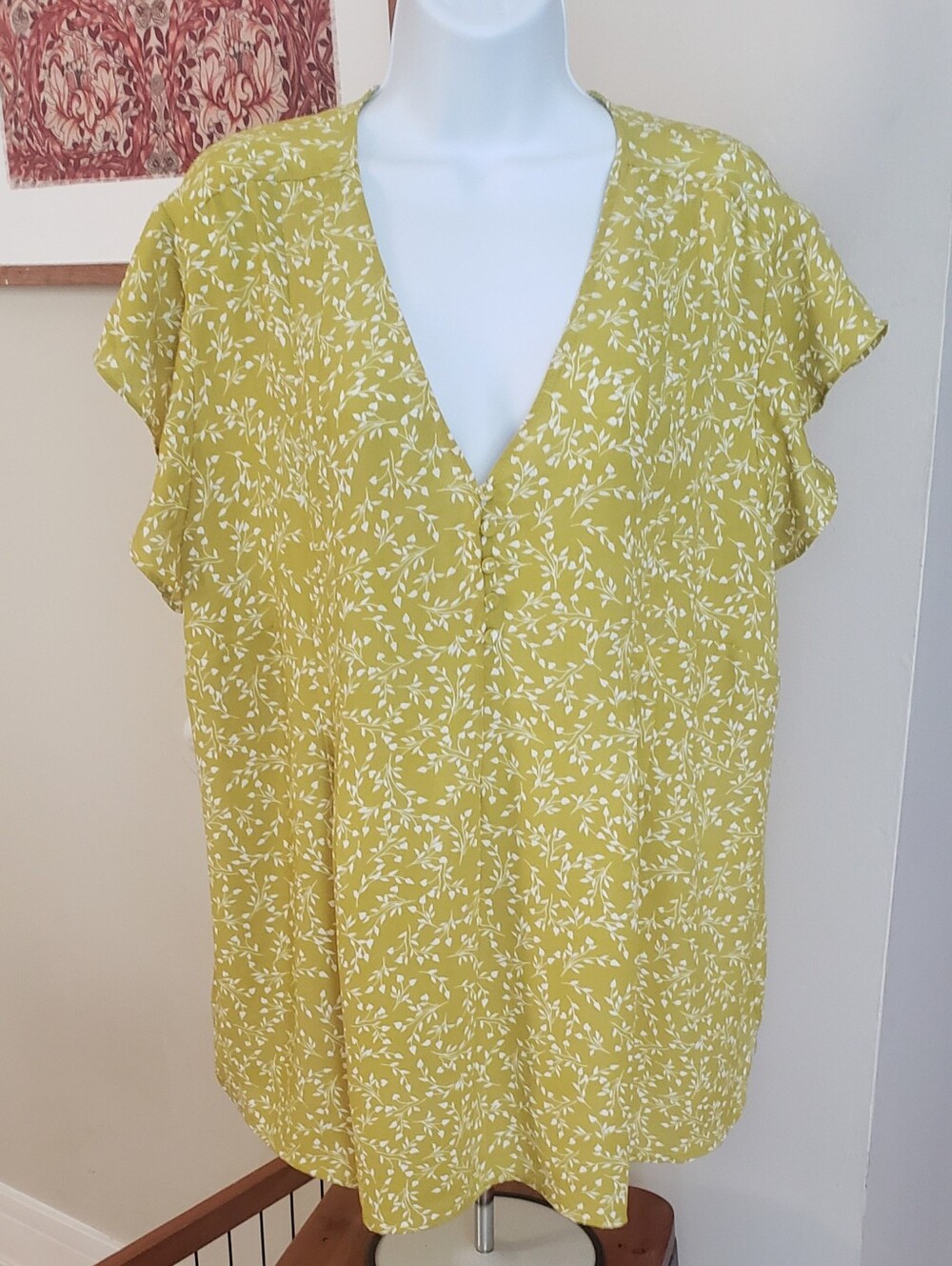 Cynthia Rowley, Women's Yellowish Green Floral V-Neck Top, 2X